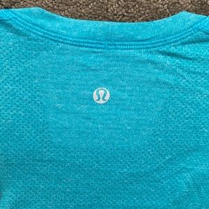 Men’s Blue lulu workout shirt